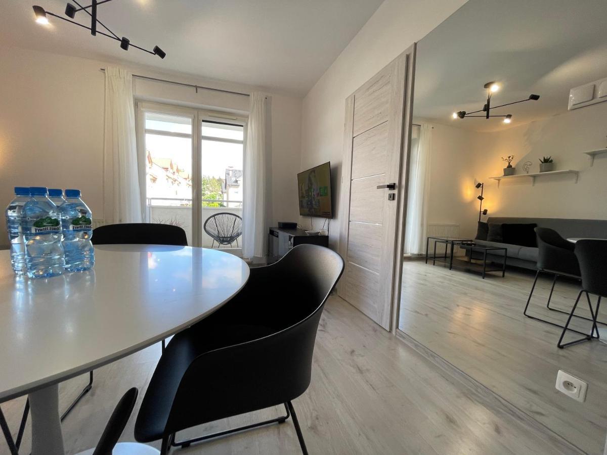 Modern Box Apartment 格丁尼亚 外观 照片